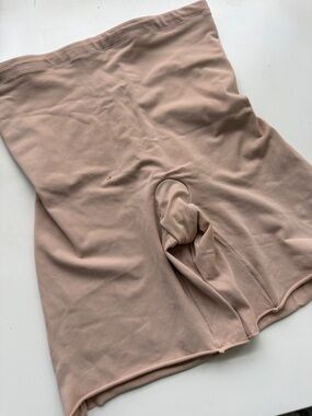 SPANX Assets Nude High-Waist Shaping Shorts
